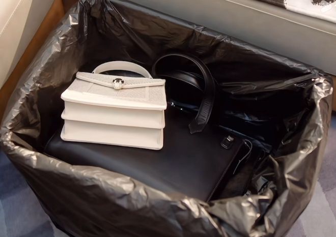 Ralph Lauren走路带风！开元棋牌试玩《新闻女王2》佘诗曼穿(图44)