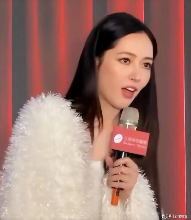 钱向佐带娃有时异地但豪门日子藏不住了开元棋牌app郭碧婷手撕谣言:婆婆给(图11) 钱向佐带娃有时异地但豪门日子藏不住了开元棋牌app郭碧婷手撕谣言:婆婆给(图11)